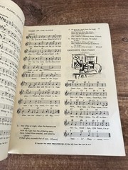 Hootenanny Folk Sing Along Songbook World&rsquo;s Favorite No. 30 Music 1964 Vintage