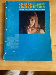 333 Classic Themes Sheet Music Melody Line/words/chord symbols 160 pages
