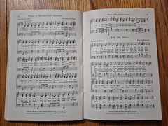 NEW DISCOVERIES IN SONG; GOSPEL SONGS/CHORUSES/OLD FAVORITES 1968 TABERNACLE PUB