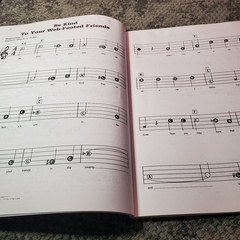 Big Book of Children&rsquo;s Songs Songbook EZ Play Today 239 Hal Leonard P/V/G