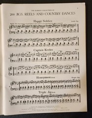 Robbins Collection of 200 Jigs, Reels & Country Dances 1961 Paperback Songbook