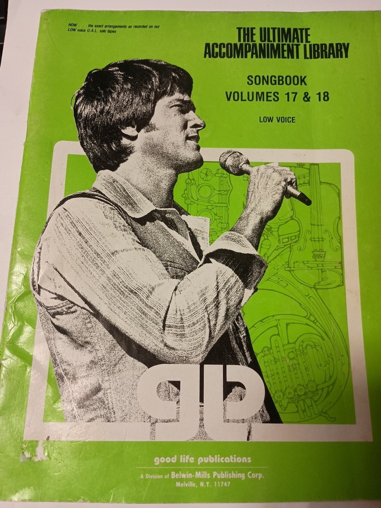 THE ULTIMATE ACCOMPANIMENT LIBRARY SONGBOOK VOSl 17 & 18 VOCAL Low Voice K10