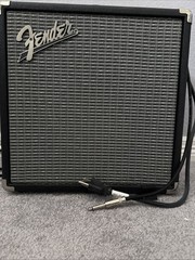 Fender Rumble 15 Compact Bass Amp In Black. Only Used Once