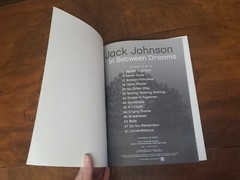 Jack Johnson – In Between Dreams, Guitar & Vocals / 2005, Cherry Lane Music Co.
