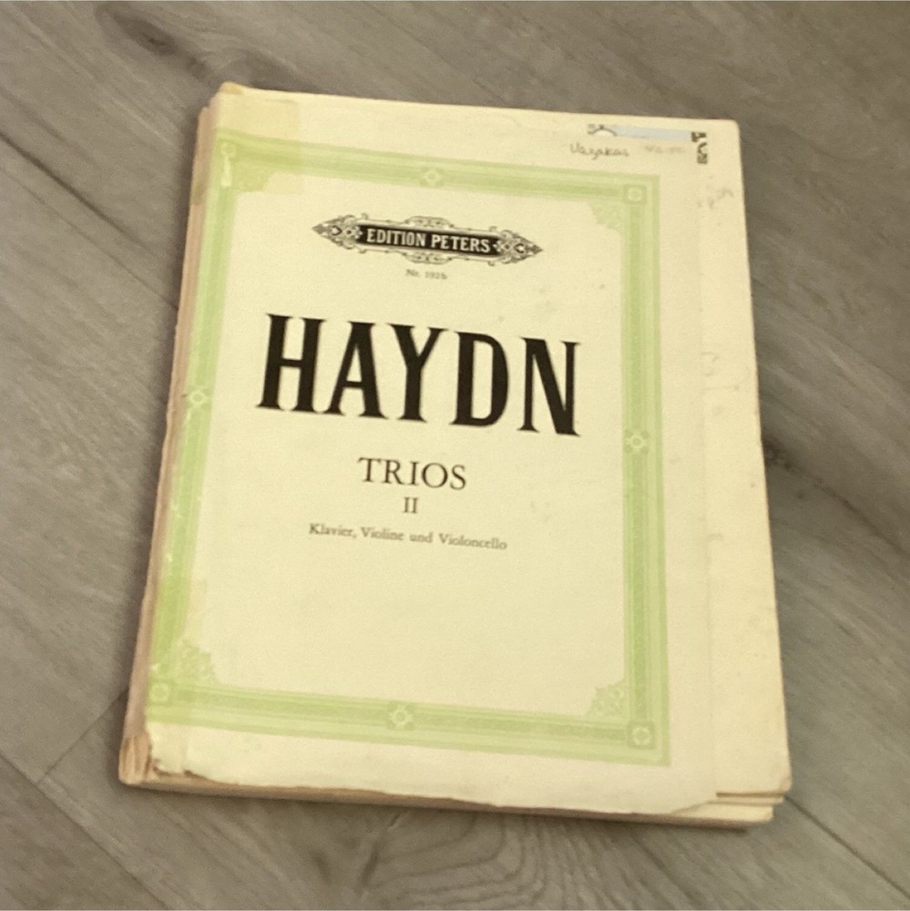 Edition Peters Haydn Trios II Sheet Music for Piano, Violin, and Cello MPN 192b