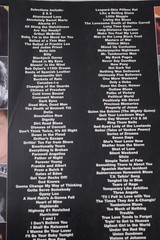 THE DEFINITIVE DYLAN SONGBOOK – AMSCO PUBLICATIONS – 2001 – OVER 325 SONGS!