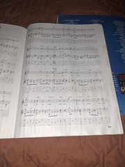 Lot Of 2 Songbooks The Incredible Guitar Songbook Ultimate Guitar Songbook
