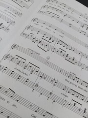 CHOIR – ANTHEM SHEET MUSIC: God Gives Us Those Who Love Us Unison with opt Solo