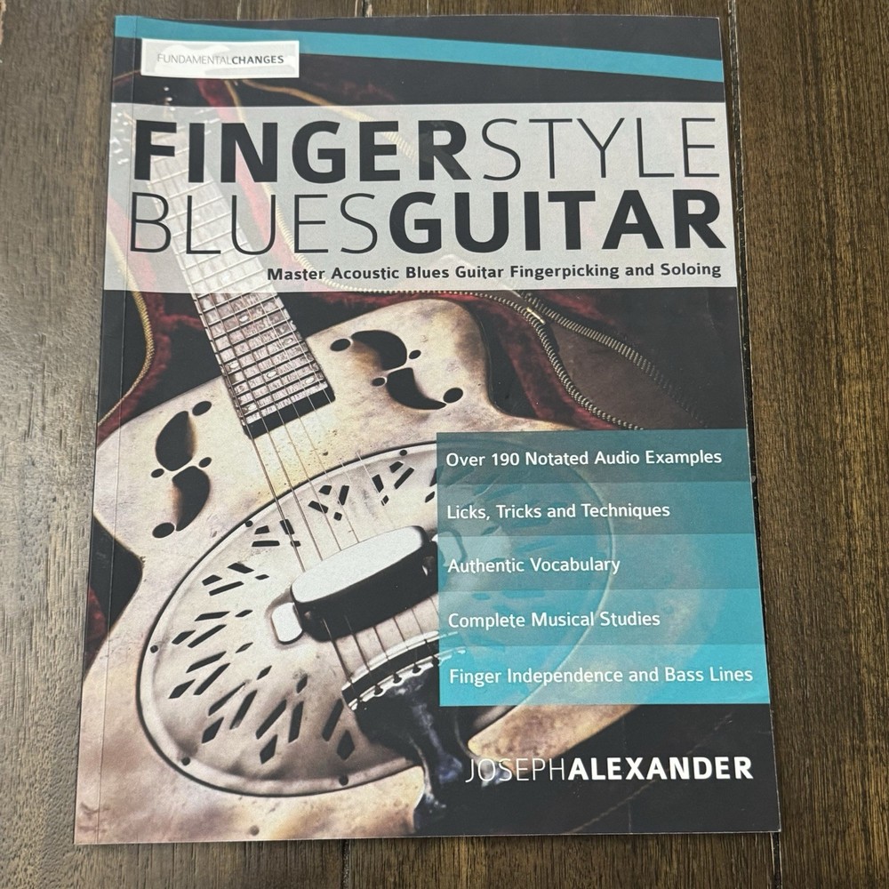 Finger Style Blues Guitar By Joseph Alexander 104 Pgs. 2015. (BS)