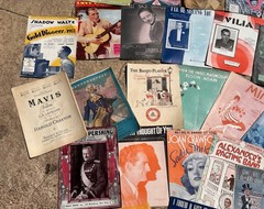 LOT OF 40 PIECES OF VINTAGE SHEET MUSIC 1920s TO 1940s