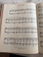 The Scribner Radio Music Library: Piano Vocal 9