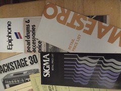 Vintage Lot Of Music Instruments Price Guides guitar Yamaha Hohner Epiphone Etc