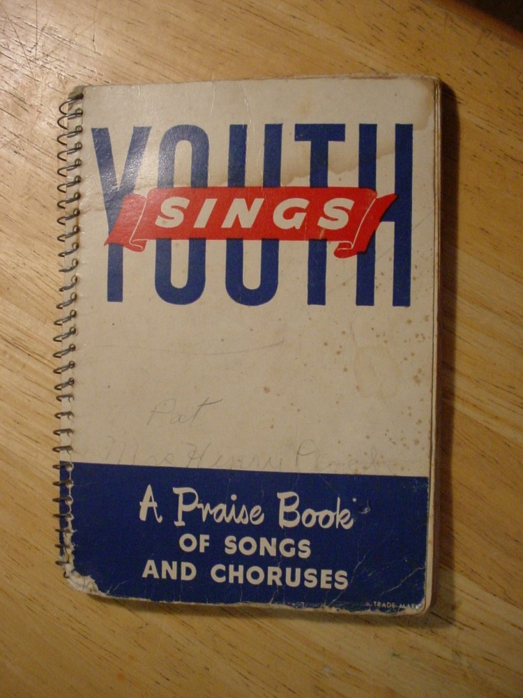 YOUTH SINGS 1951 Christian/Gospel Music Book, spiral bound, 128 pages, hymns +