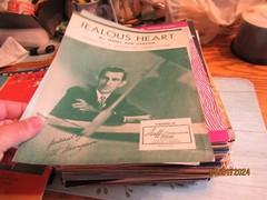 Huge lot of vintage sheet/piano/guitar music 1920&rsquo;s to 1990&rsquo;s Read Description