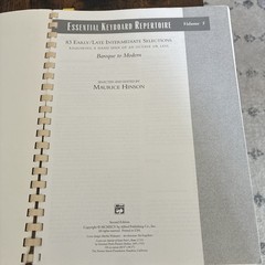 Essential Keyboard Repertoire, Volume 5