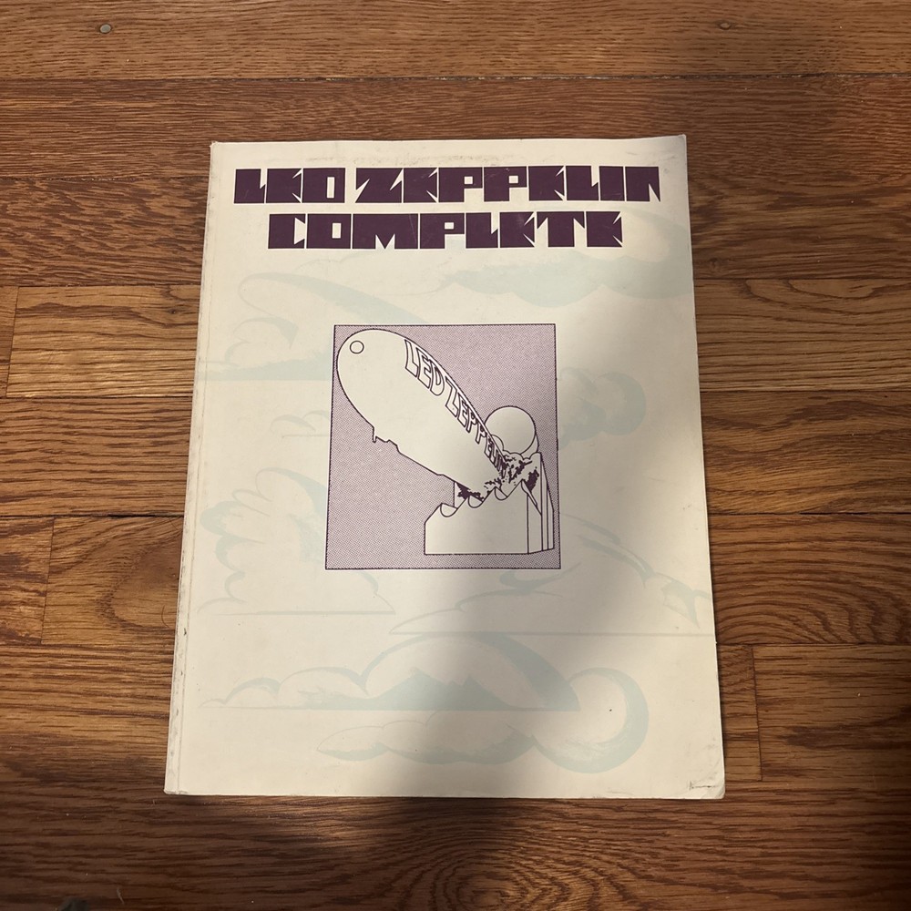 Led Zeppelin Complete sheet music & lyrics Book -Superhype Publishing.