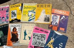 LOT OF 40 PIECES OF VINTAGE SHEET MUSIC 1920s TO 1940s
