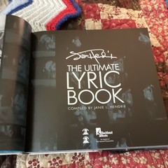 Backbeat Books Jimi Hendrix Ultimate Lyric Book Hardcover Guitar Rock Beginner