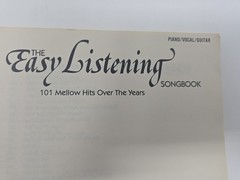 Hal Leonard Songbook 101 Easy Listening Songs for Piano, Voice & Guitar