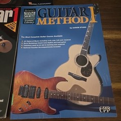 Guitar 1 Lot: Fast Track Guitar 1 Electric Or Acoustic w CD Music Theory