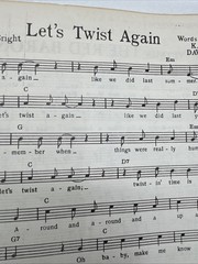 Vintage Large Musicians&rsquo; Bible Hits Of The 60s Sheet Music 100s Popular Songs