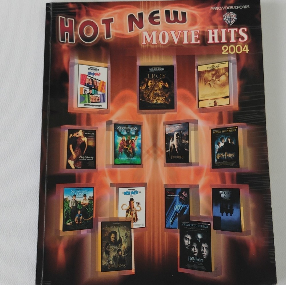 Hot New Movie Hits 2004 Movie Songbook Sheet Music for Piano & Voice Solo