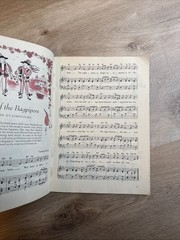 1957 *RARE* Simon and Schuster Favorite Christmas Carols Book Sheet Music