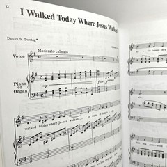 12 Sacred Songs Book and CD Low Voice With Piano Accompaniments