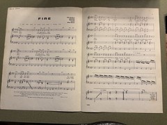 Track Music, Inc. « FIRE! » Rock Piano/Voice Sheet Music Solo Voice 85E