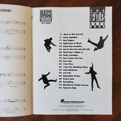 The Beatles Bass Book – Bass Recorded Versions by Hal Leonard Publishing 1990 PB