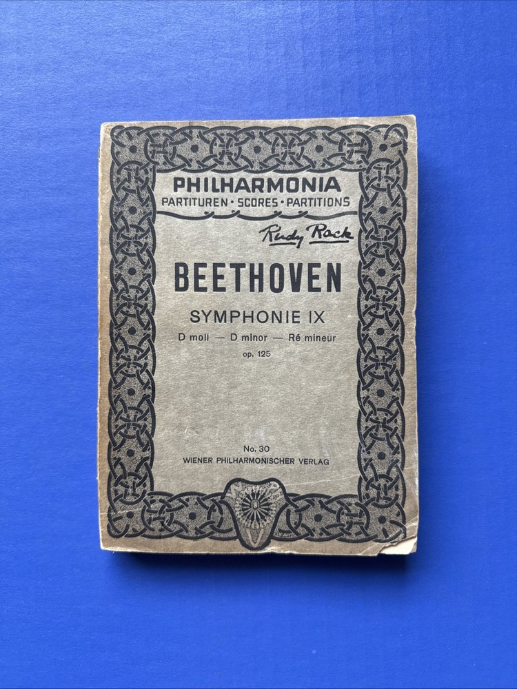 Beethoven – Symphony No. 9 in D Minor – Philharmonia Miniature Study Score PB