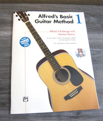 Alfred&rsquo;s Basic Guitar Method 1 Book and CD Vintage 1990