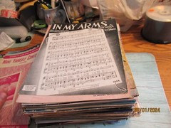 Huge lot of vintage sheet/piano/guitar music 1920&rsquo;s to 1990&rsquo;s Read Description