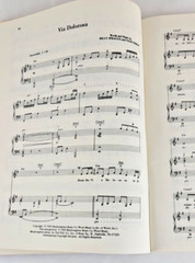 25 Easter Favorites For Solo Voice Piano Vocal Softbound Sacred Songs for Church