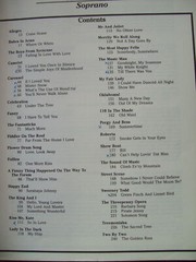 THE SINGER&rsquo;S MUSICAL THEATRE ANTHOLOGY- SOPRANO-A COLLECTION OF SONGS- 248 PAGES