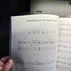 Make Music with Radiohead: Guitar Tab by Radiohead (2003, Trade Paperback)