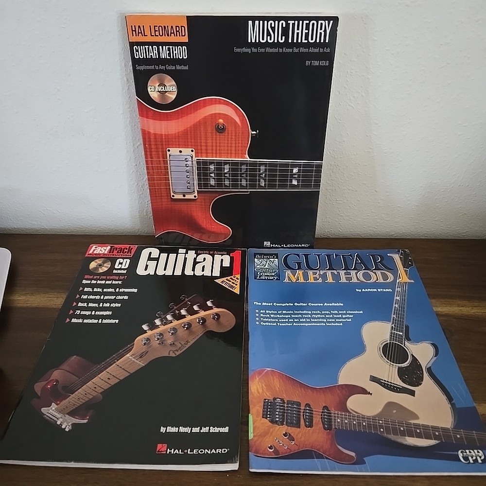 Guitar 1 Lot: Fast Track Guitar 1 Electric Or Acoustic w CD Music Theory