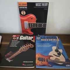 Guitar 1 Lot: Fast Track Guitar 1 Electric Or Acoustic w CD Music Theory