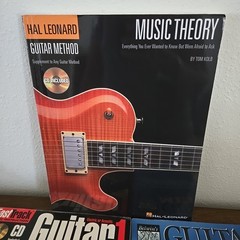 Guitar 1 Lot: Fast Track Guitar 1 Electric Or Acoustic w CD Music Theory