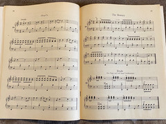 Vintage 1957 BELLOWS SHAKE MADE EASY Accordion Book Sheet Alfred Music 31pp