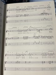 THE ROLLING STONES « BRIDGES TO BABYLON » – GUITAR/VOCAL – TABS – 128 PAGES
