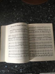 George Gershwin’s Greatest Hits Songbook Piano/Vocal 112 Pages 26 Songs 1976