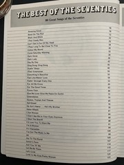 Easy Piano The Best of the Seventies Complete Words & Music 80 Great Songs