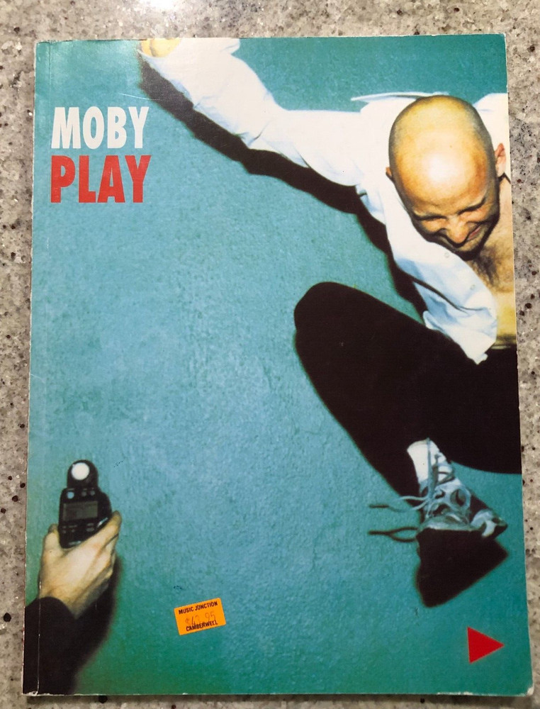 MOBY PLAY – 78pg SHEET MUSIC SONGBOOK – 2001 – EXCELLENT – CARISCH ITALY