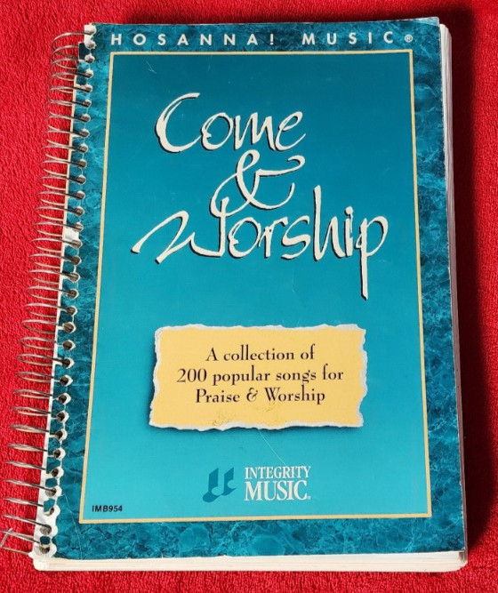 COME & WORSHIP Hosanna Music 200 Praise & Worship Songs • Spiral Accompaniment