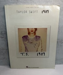Taylor Swift 1989 Sheet Music Piano Vocal Guitar Songbook Hal Leonard PB