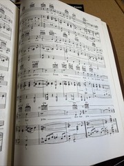 1950’s 1960’s 1970’s Songbook 70 great love songs Piano Guitar Voice Very Good