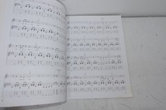 Hal Leonard Guitar Play Along Johnny Cash Vol. 115 Songbook