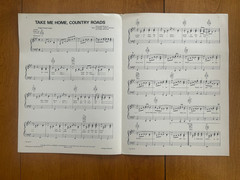 Vtg. 1971 « Take Me Home, Country Roads & Sunshine On My Shoulders » Sheet Music