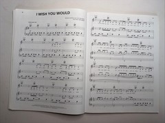 Taylor Swift 1989 Sheet Music Piano Vocal Guitar Songbook Hal Leonard PB